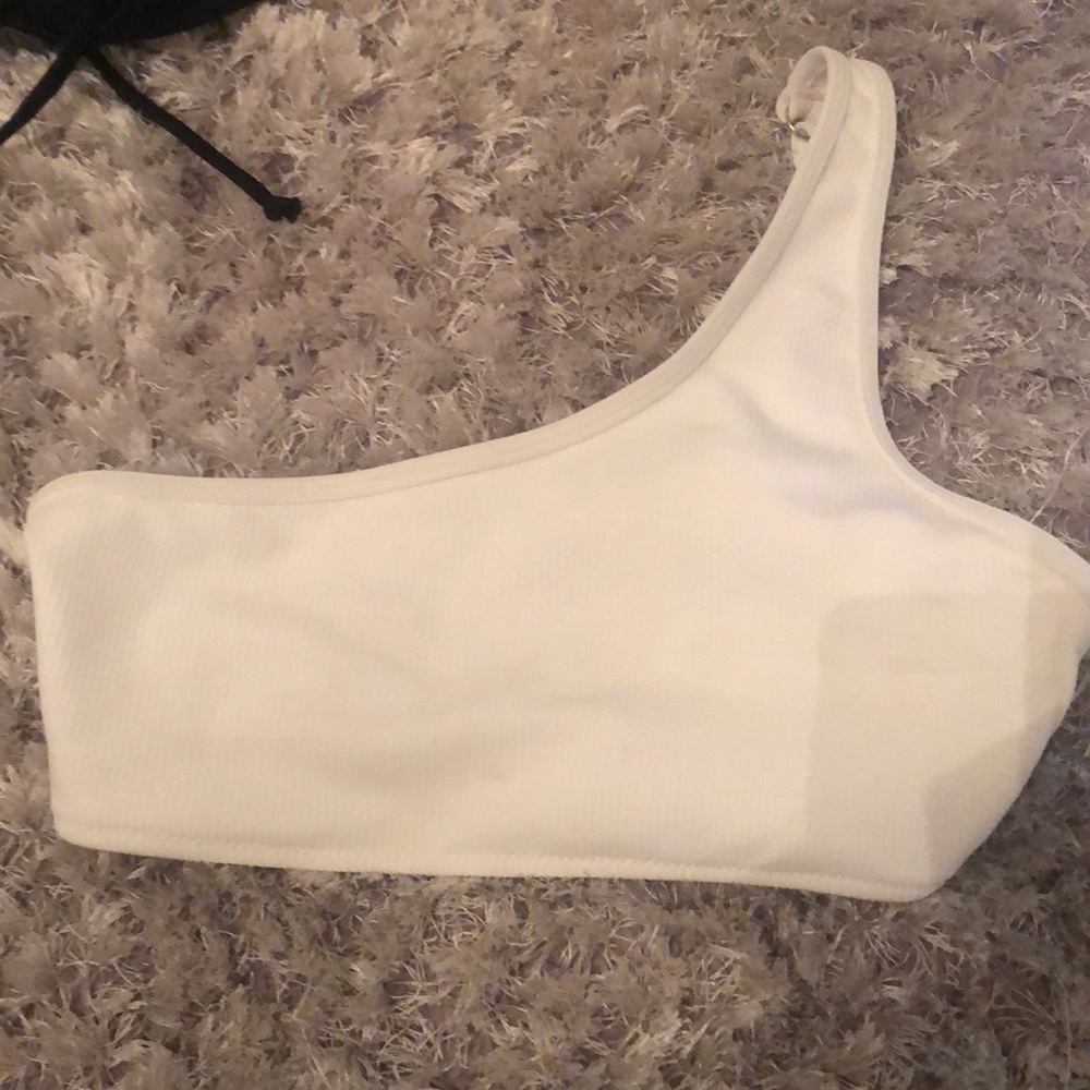 Bathing suit